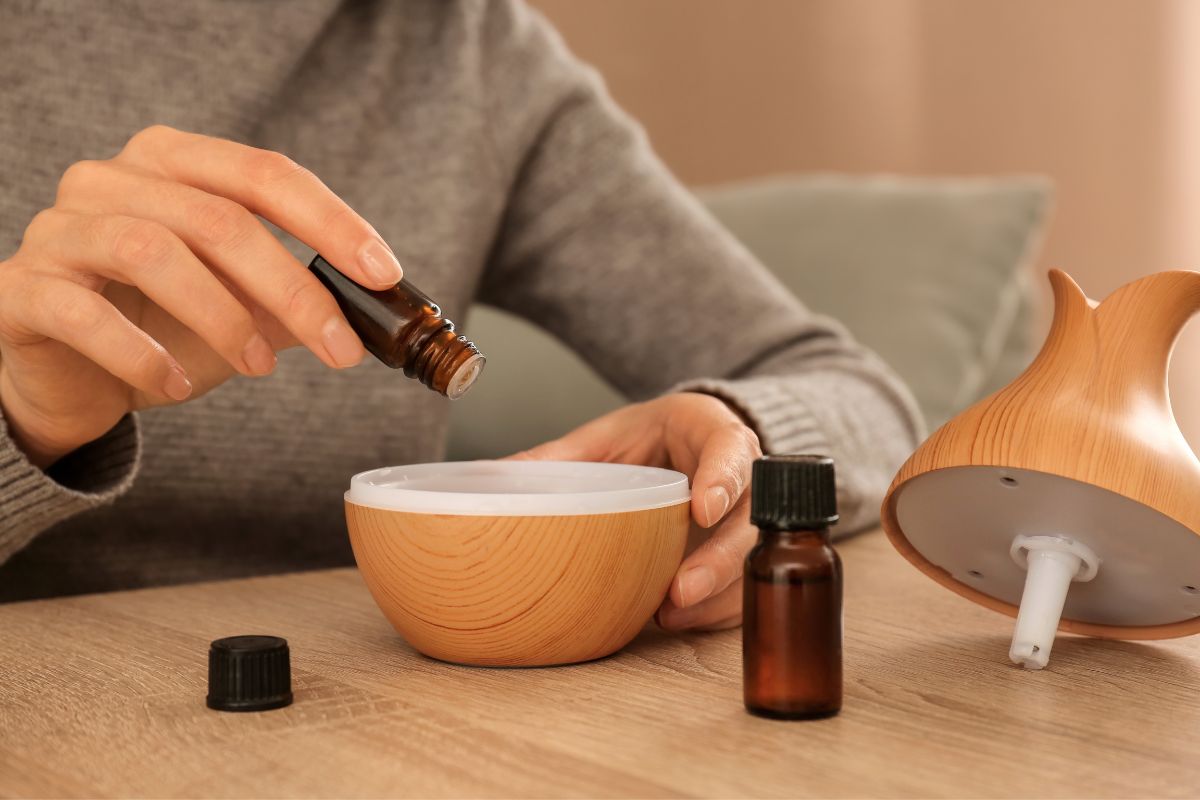 16 Bedtime Diffuser Blends For A Blissful Night's Sleep