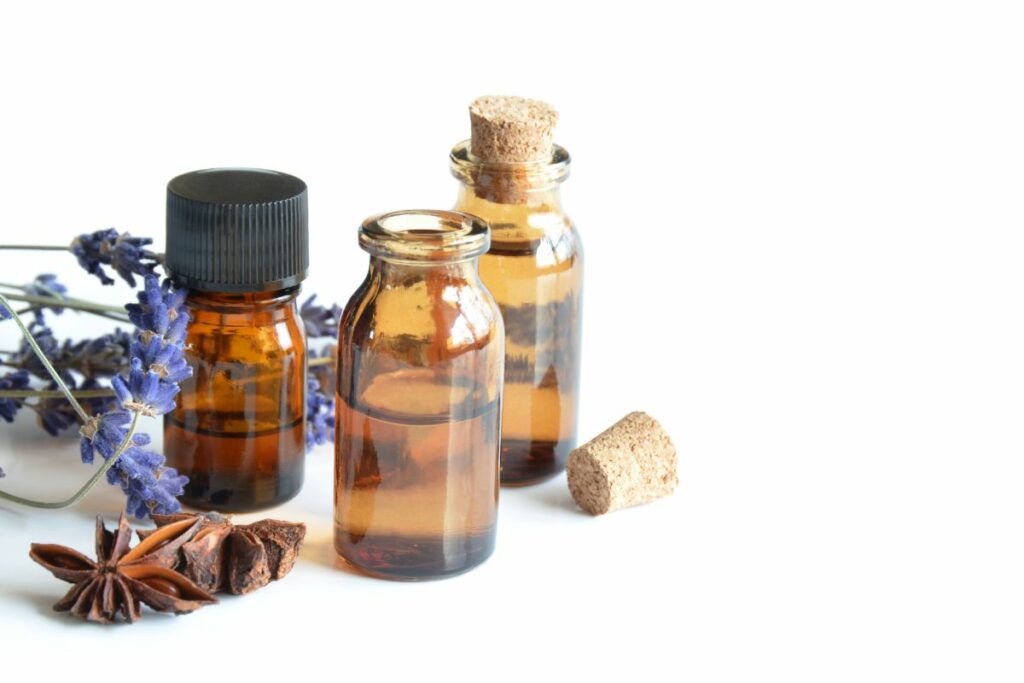 7 Essential Oils That Improve Mental Health