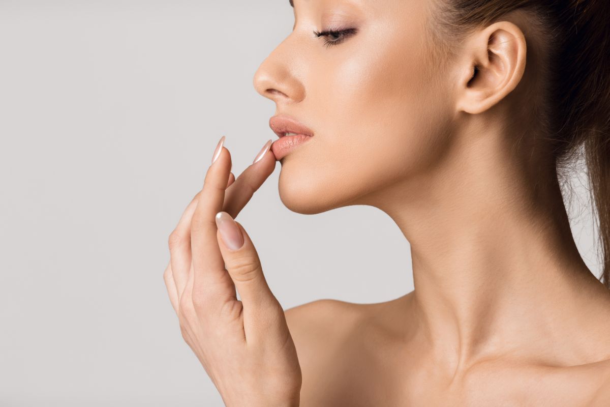The Best Carrier Oils For Lips To Transform Your Lips